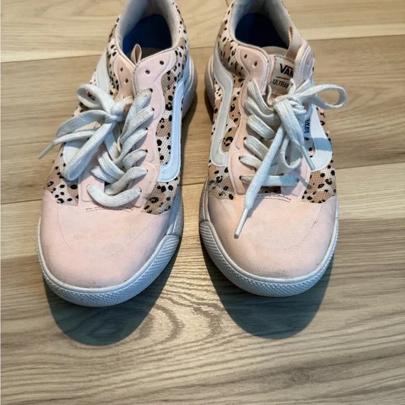 Vans UltraRange - Picture 2 of 3